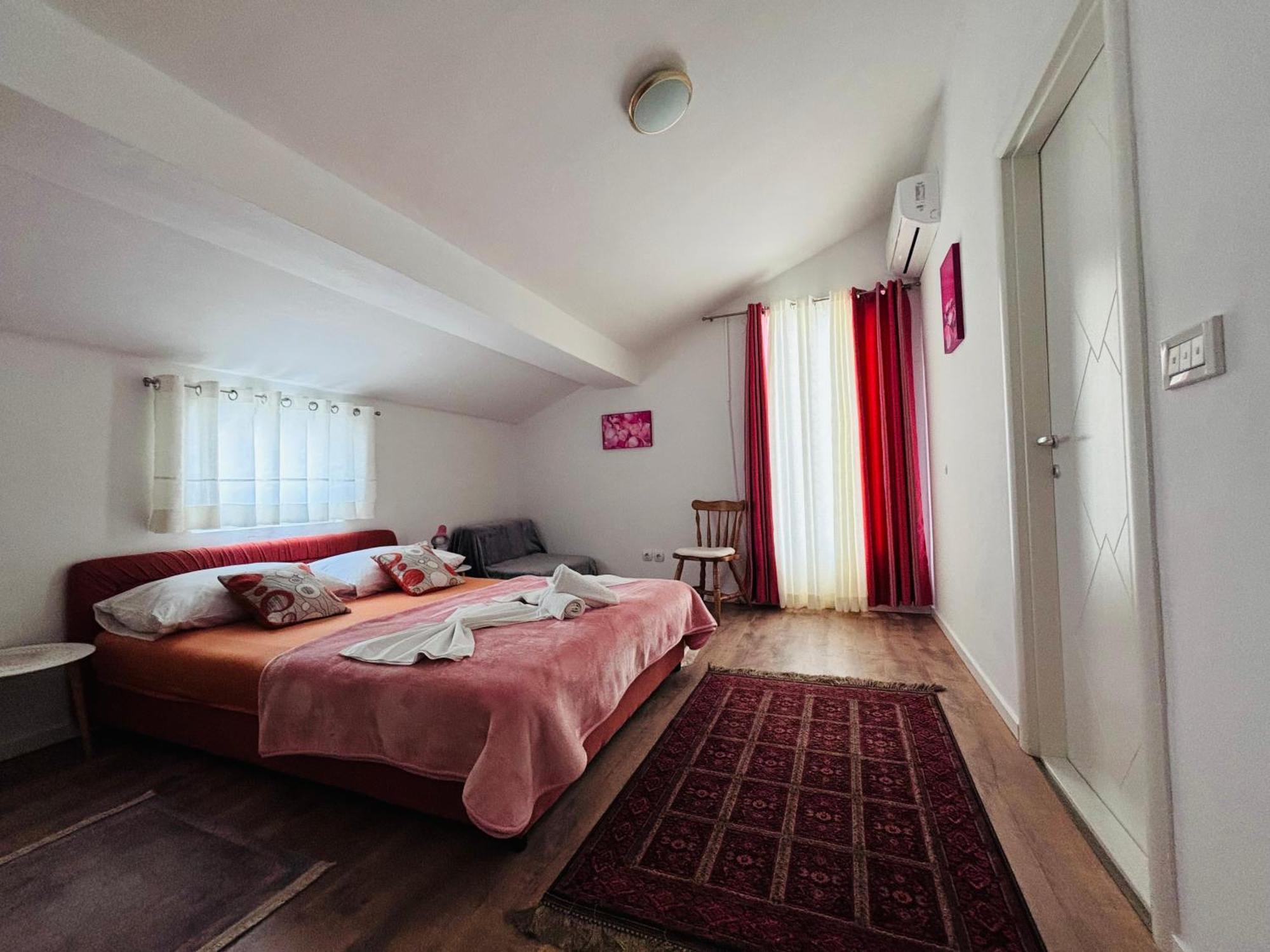 Rooms & App Minka Jadranovo Extérieur photo