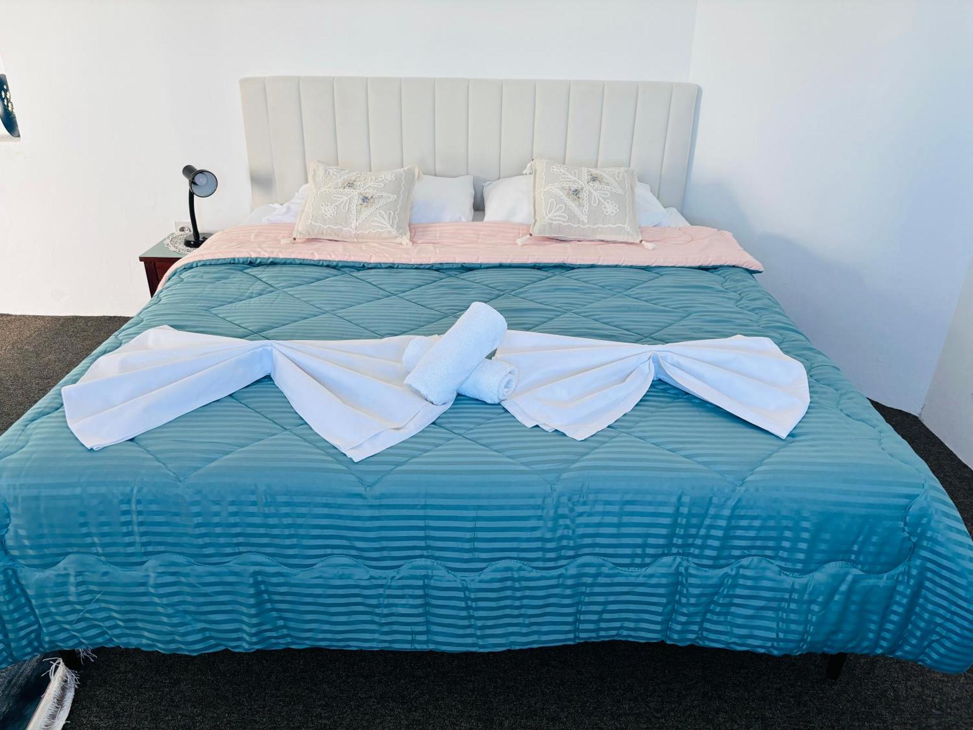 Rooms & App Minka Jadranovo Extérieur photo